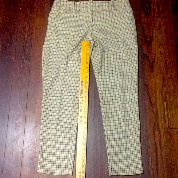 Capri pants - Picture 3 of 10